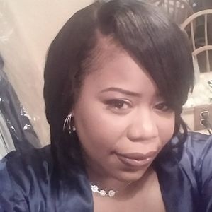 Meet your Posher, Candace